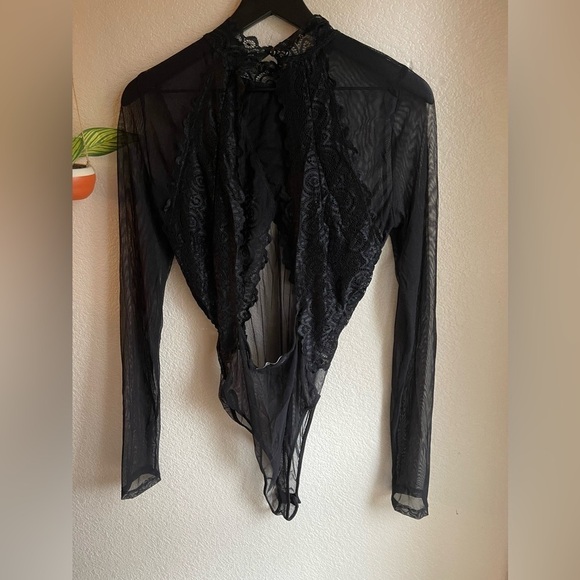 lulus mesh lace thong body suit show stopper - Picture 4 of 6